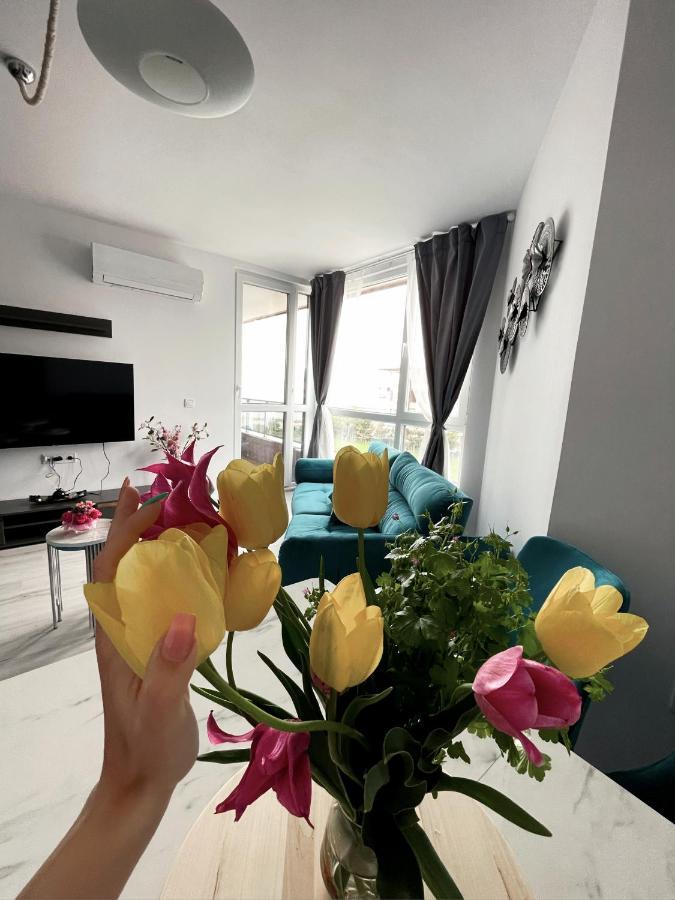 Brand New First Line Sea View 2 Bedroom Apartment Burgas Bagian luar foto
