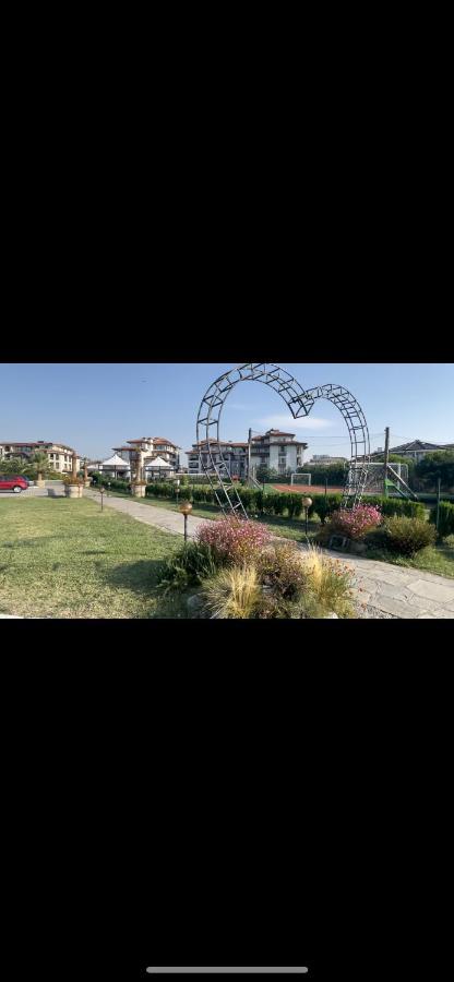 Brand New First Line Sea View 2 Bedroom Apartment Burgas Bagian luar foto